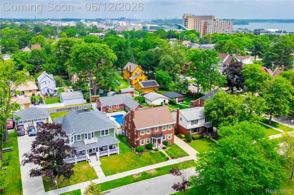 120 Superior Boulevard Wyandotte City MI 48192