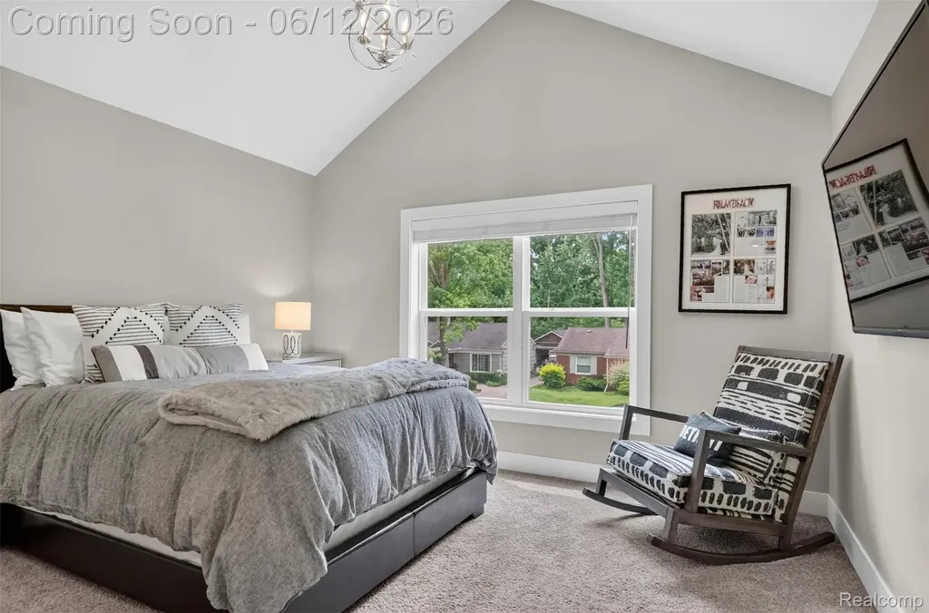 15844 Kirkshire Avenue Beverly Hills Village MI 48025