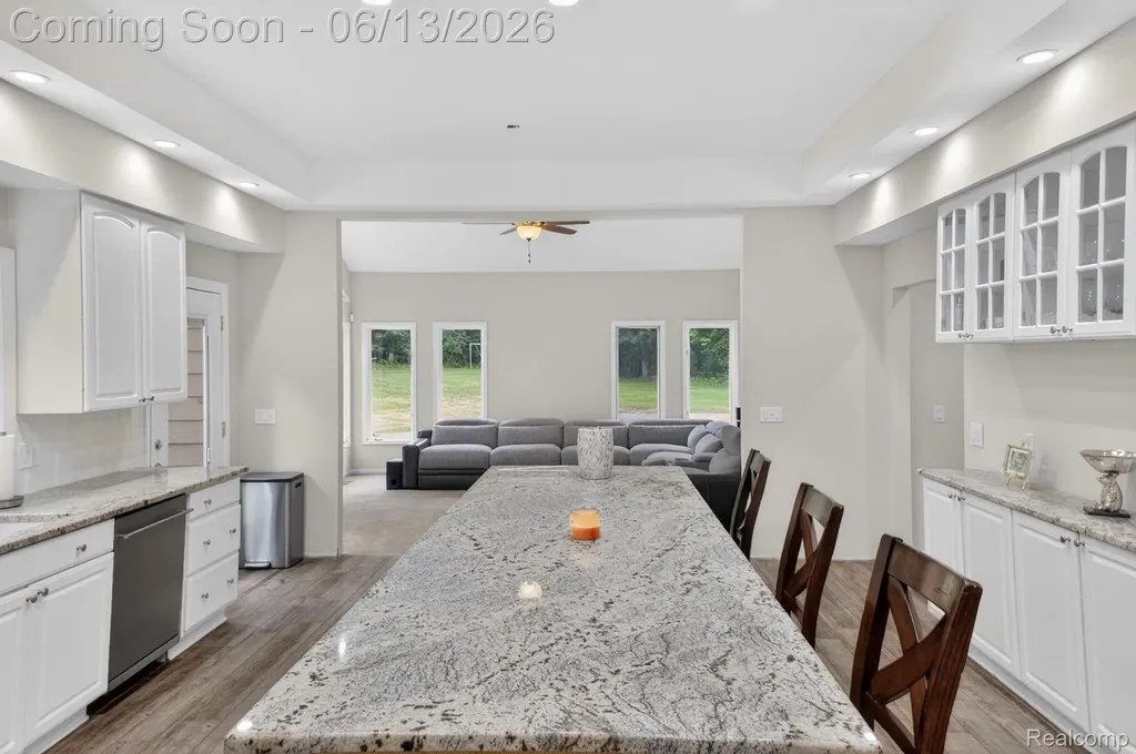 9961 Cross Creek Drive Green Oak Township MI 48178