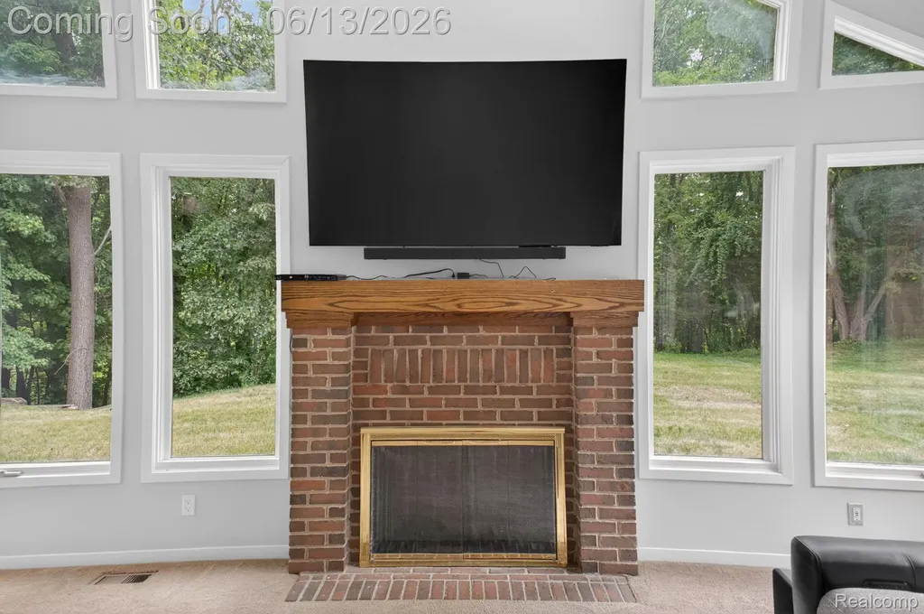 9961 Cross Creek Drive Green Oak Township MI 48178