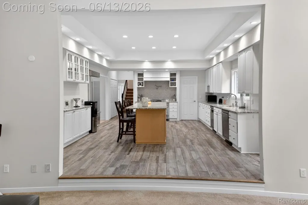 9961 Cross Creek Drive Green Oak Township MI 48178