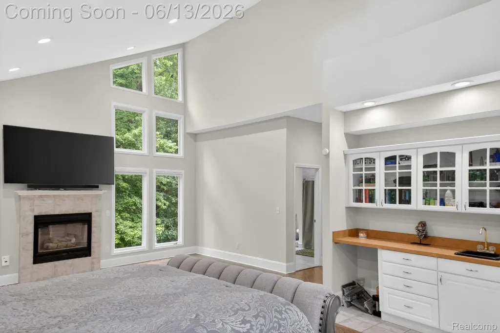 9961 Cross Creek Drive Green Oak Township MI 48178