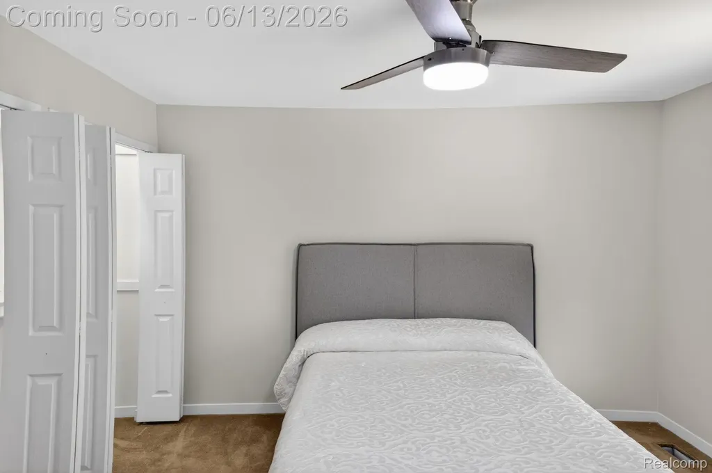 9961 Cross Creek Drive Green Oak Township MI 48178