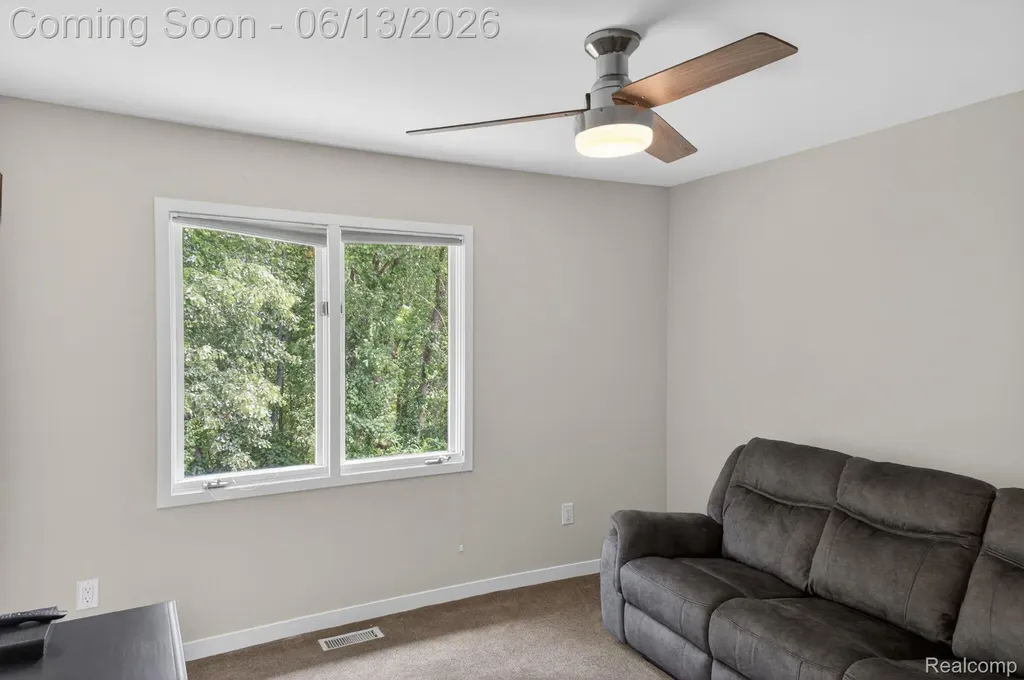 9961 Cross Creek Drive Green Oak Township MI 48178