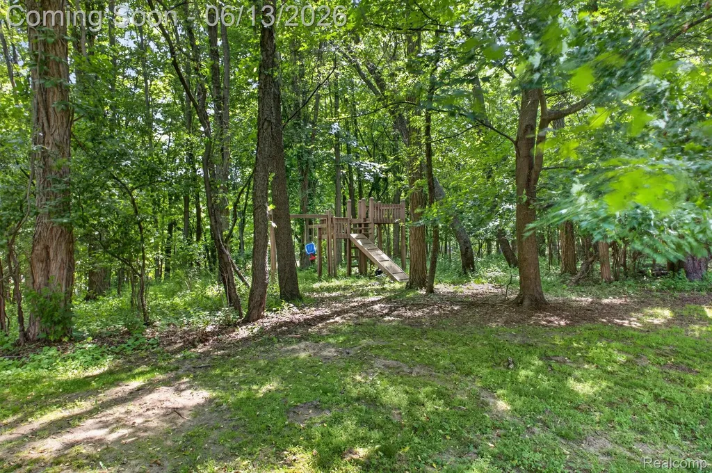 9961 Cross Creek Drive Green Oak Township MI 48178