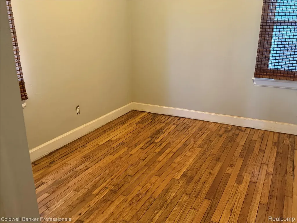 624 E Saratoga Street Ferndale City MI 48220