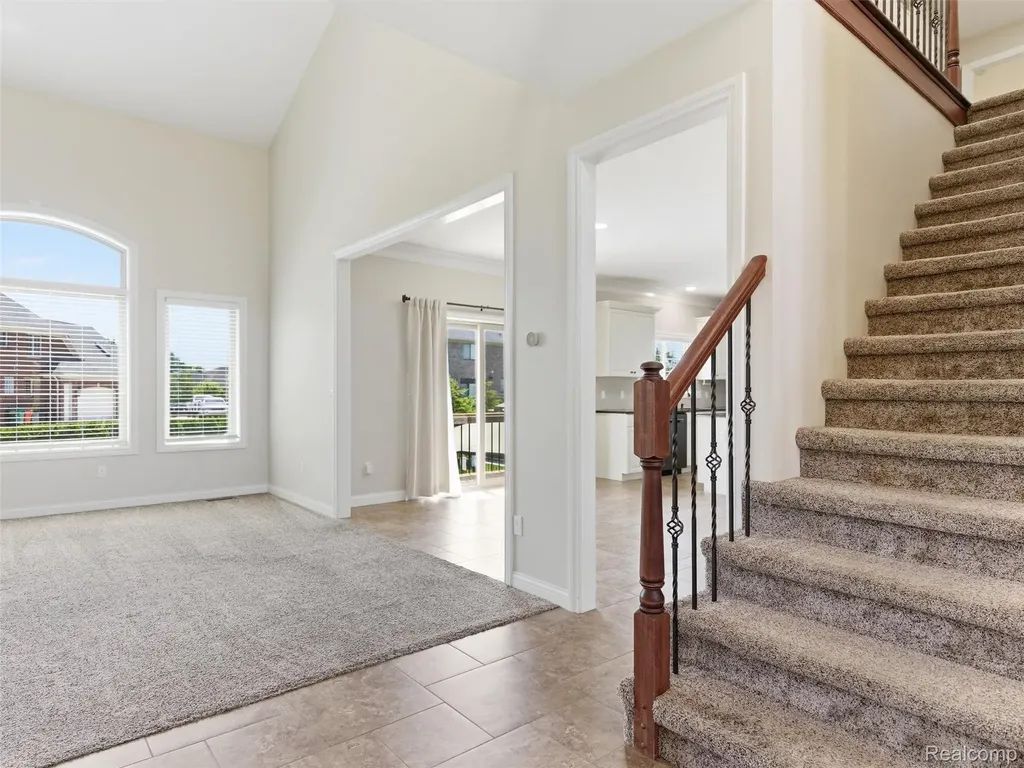 16348 Via Montella Macomb Township MI 48042