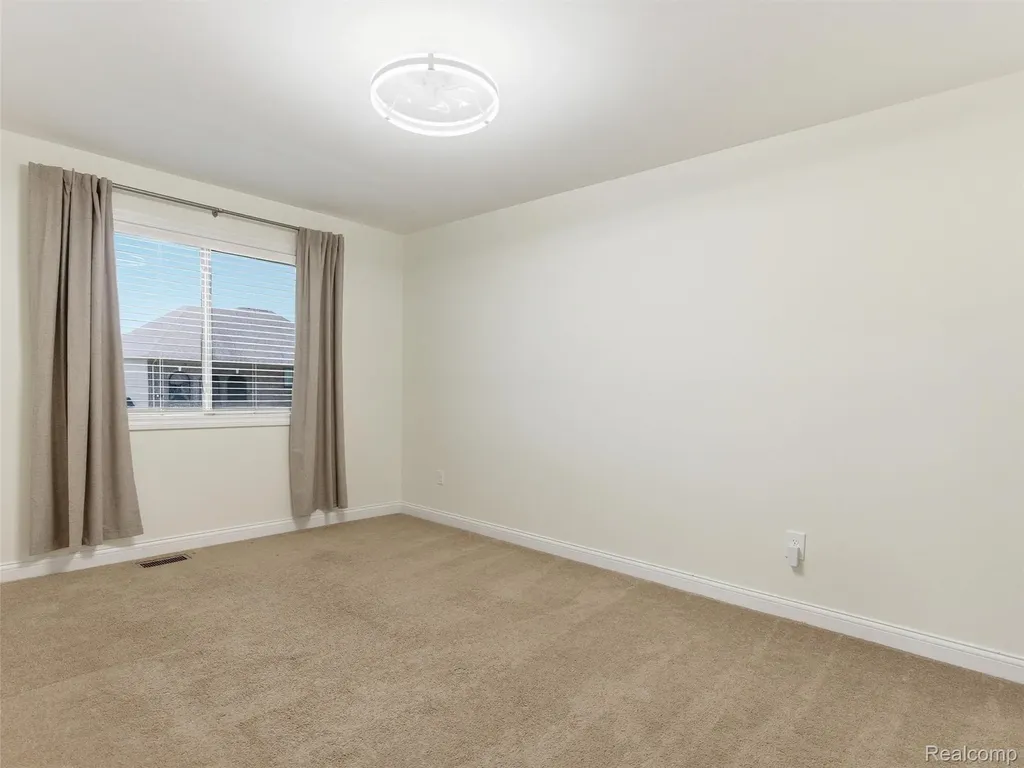 16348 Via Montella Macomb Township MI 48042