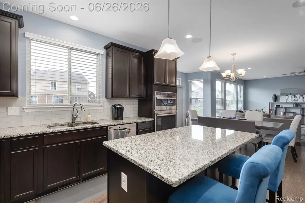 50302 Maywood Canton Charter Township MI 48188