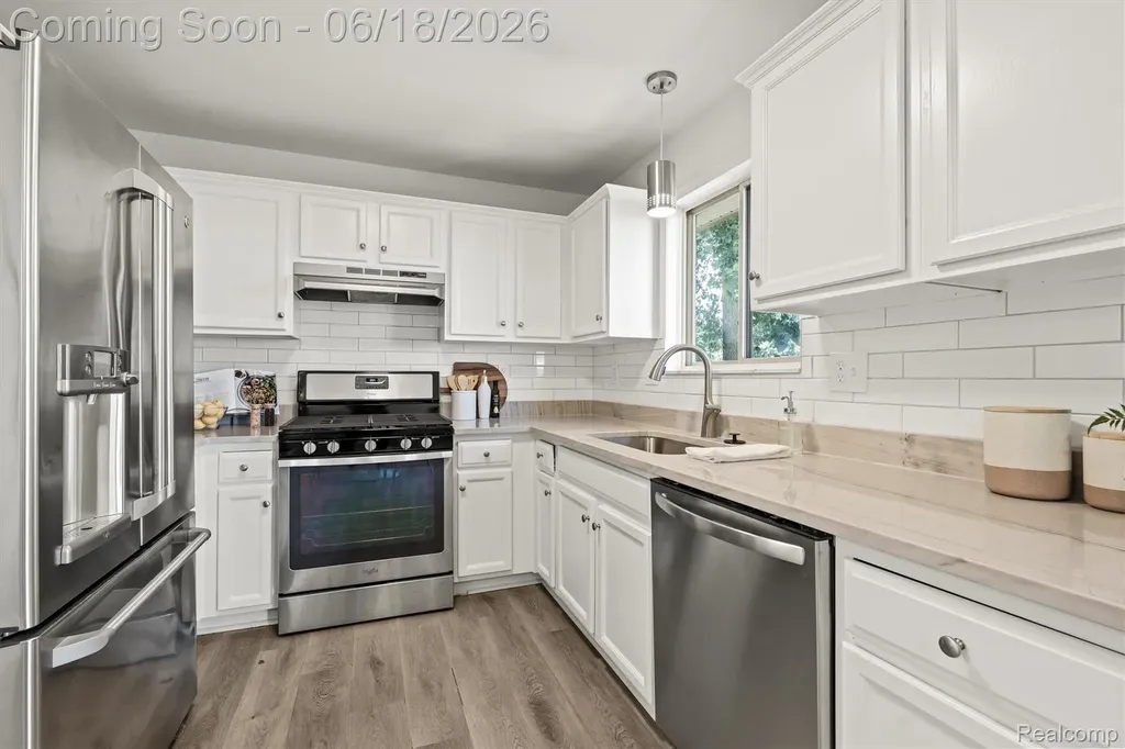 13416 Mcguire Street Taylor City MI 48180