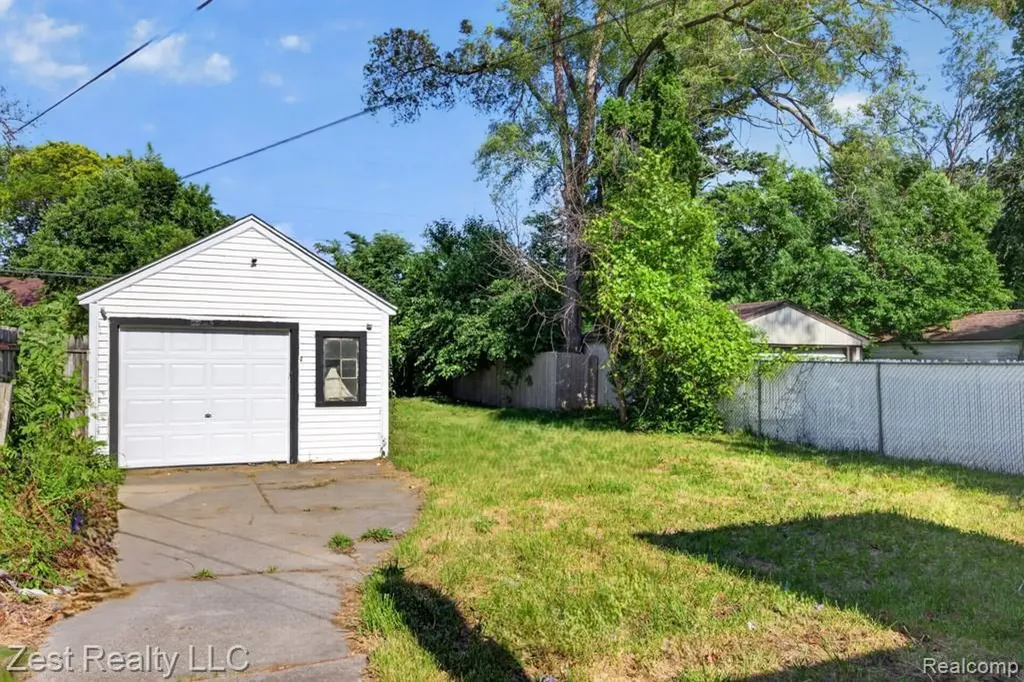 18540 Rosemont Avenue Detroit City MI 48219