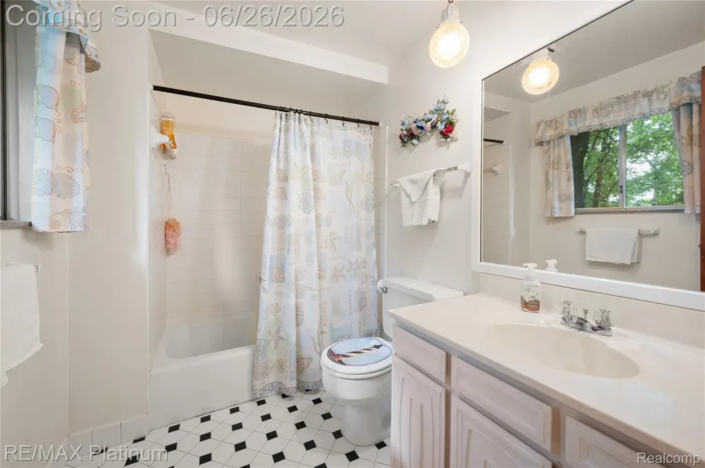 9460 Deer Park Court Tyrone Township MI 48430