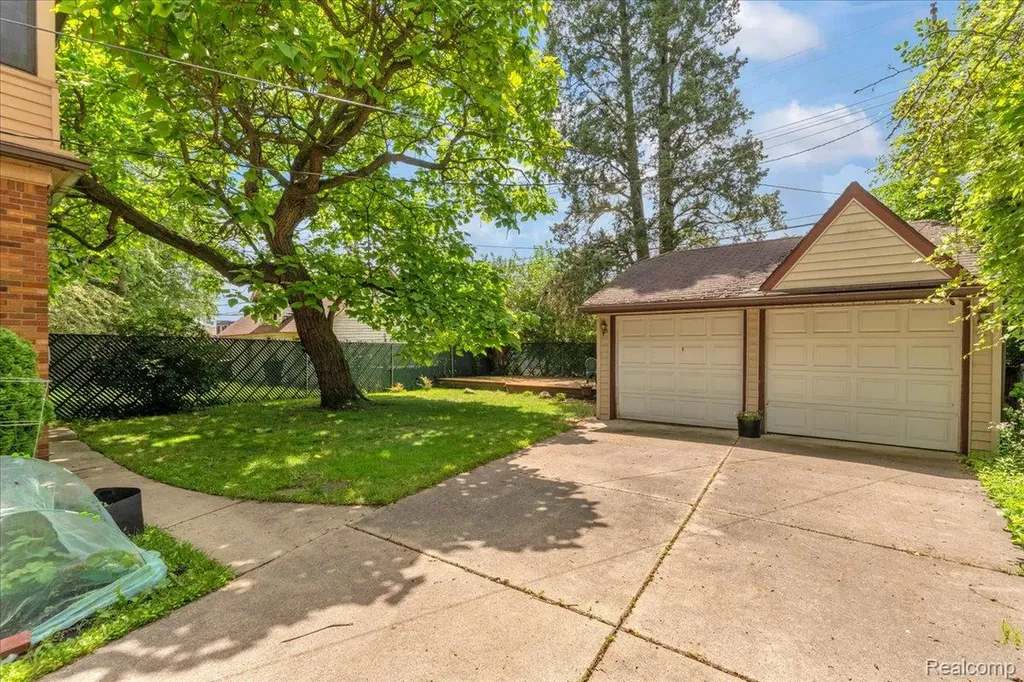18415 Lancashire Street Detroit City MI 48223