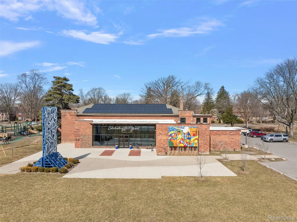 18415 Lancashire Street Detroit City MI 48223