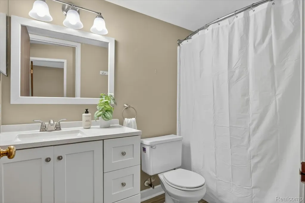 446 Water Tower Circle Brighton City MI 48116