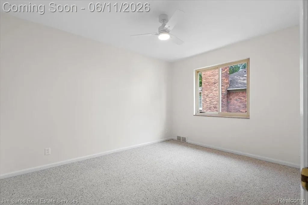 620 Neff Road Grosse Pointe City MI 48230