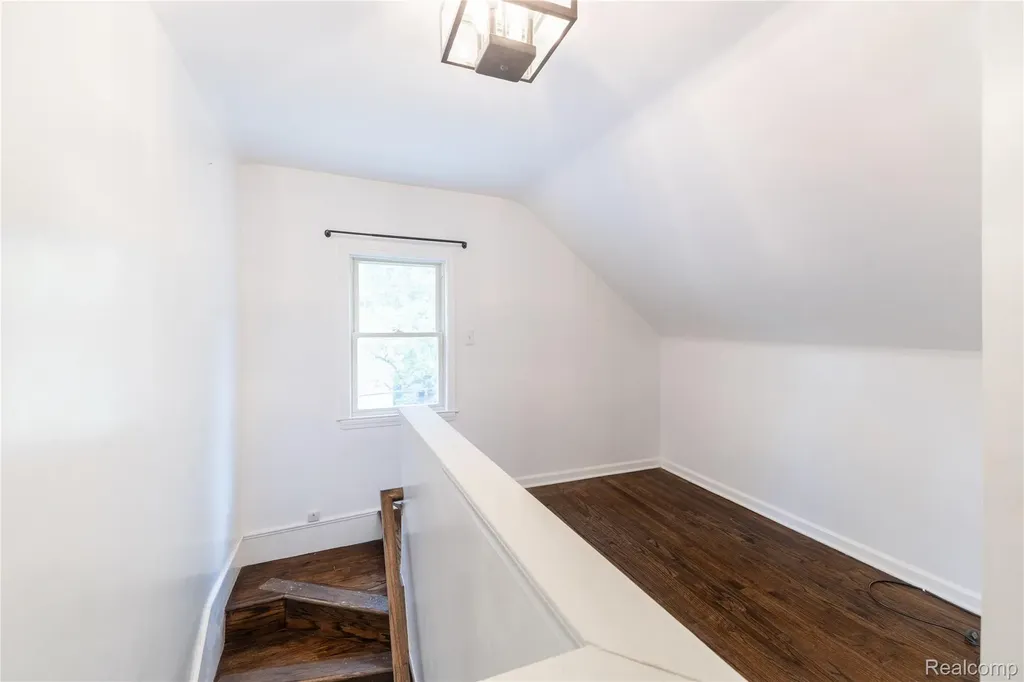 8729 Bellevue Road Grosse Ile Township MI 48138