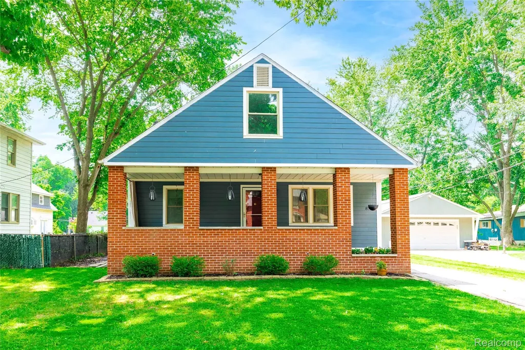 8729 Bellevue Road Grosse Ile Township MI 48138