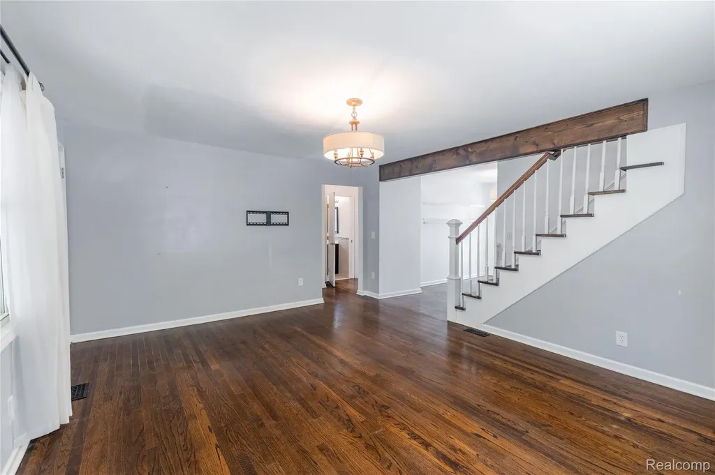 8729 Bellevue Road Grosse Ile Township MI 48138