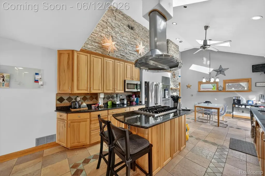16244 Philomene Boulevard Allen Park City MI 48101