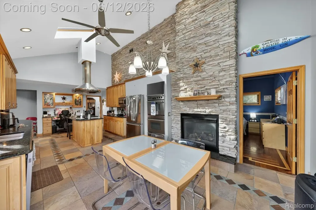 16244 Philomene Boulevard Allen Park City MI 48101