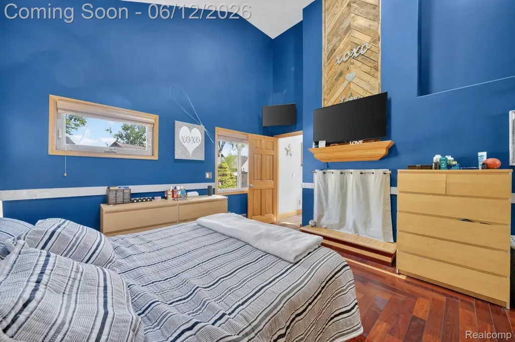 16244 Philomene Boulevard Allen Park City MI 48101