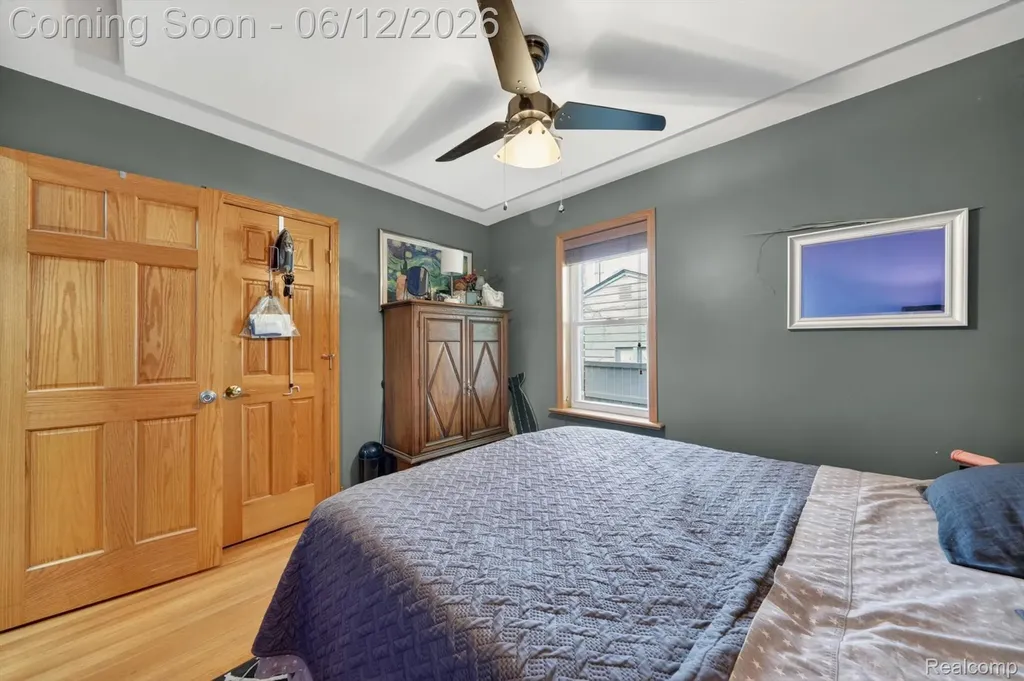 16244 Philomene Boulevard Allen Park City MI 48101