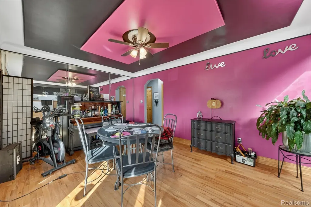 16244 Philomene Boulevard Allen Park City MI 48101