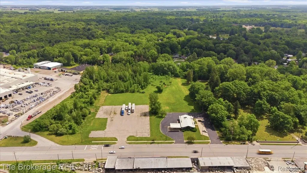 6093 Dixie Highway Bridgeport Charter Township MI 48722