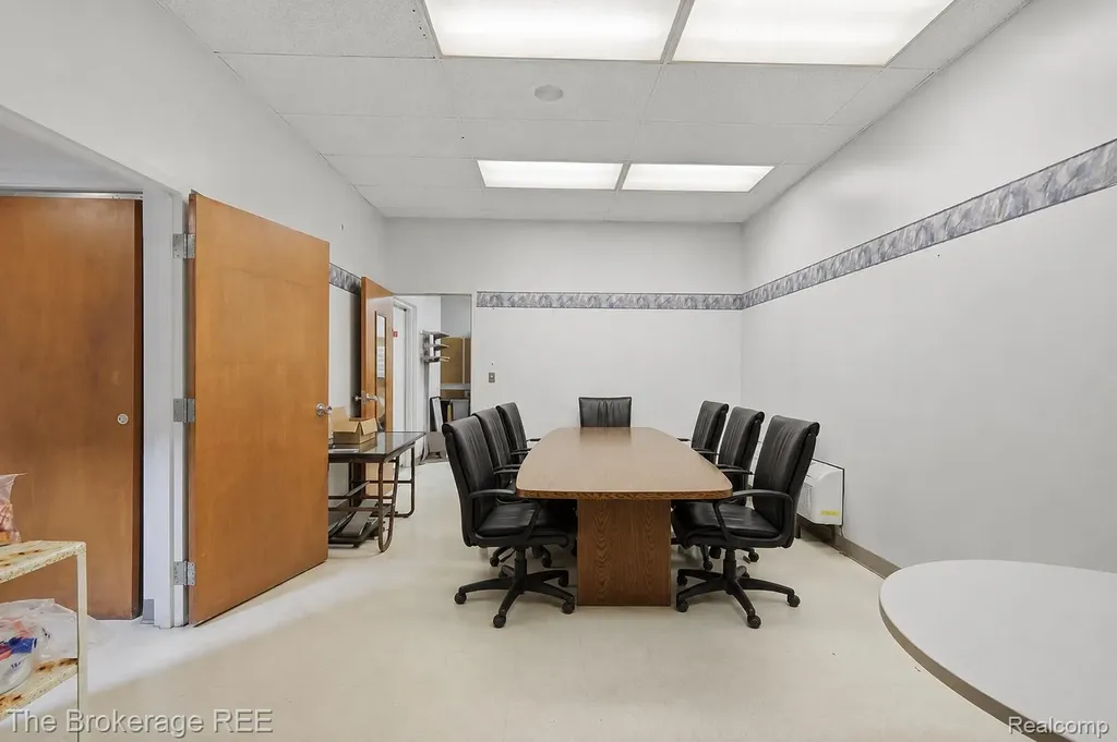 6093 Dixie Highway Bridgeport Charter Township MI 48722