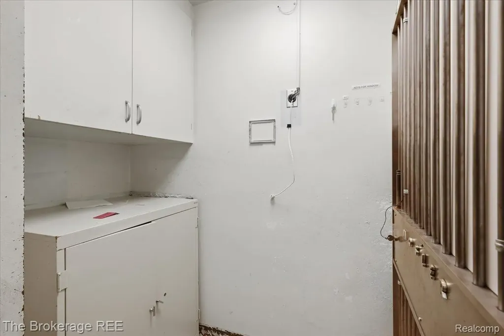 6093 Dixie Highway Bridgeport Charter Township MI 48722