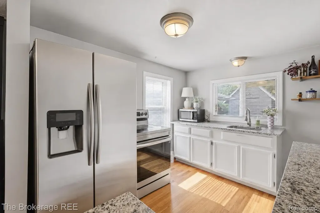 1076 Washington Drive Grand Blanc Charter Township MI 48507