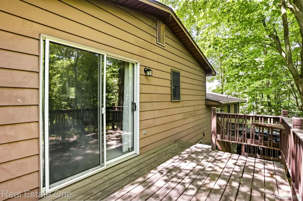 6218 Sturgeon Creek Parkway Midland City MI 48640