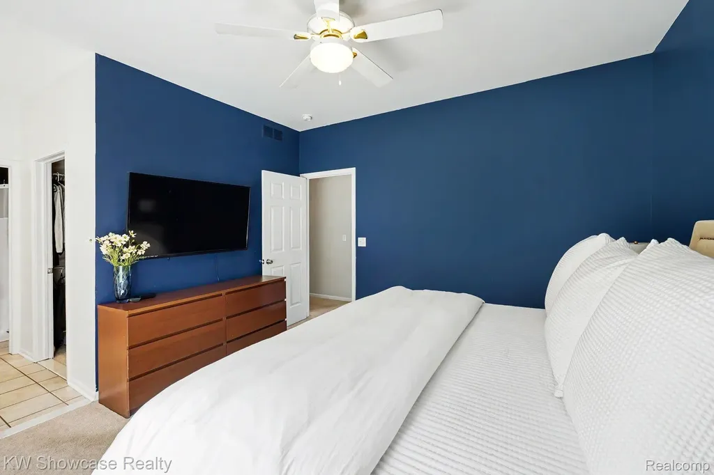 6030 N Bryan White Lake Charter Township MI 48383