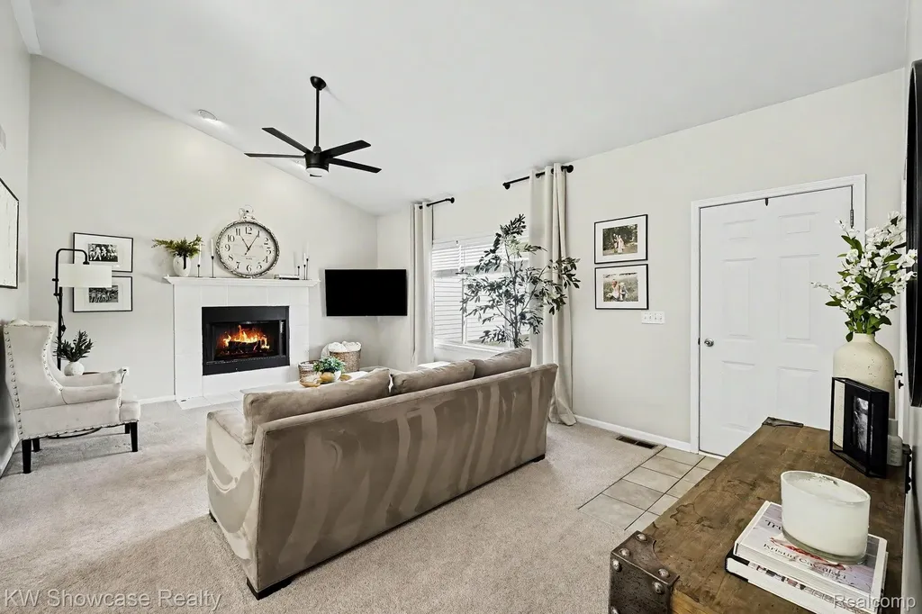 6030 N Bryan White Lake Charter Township MI 48383