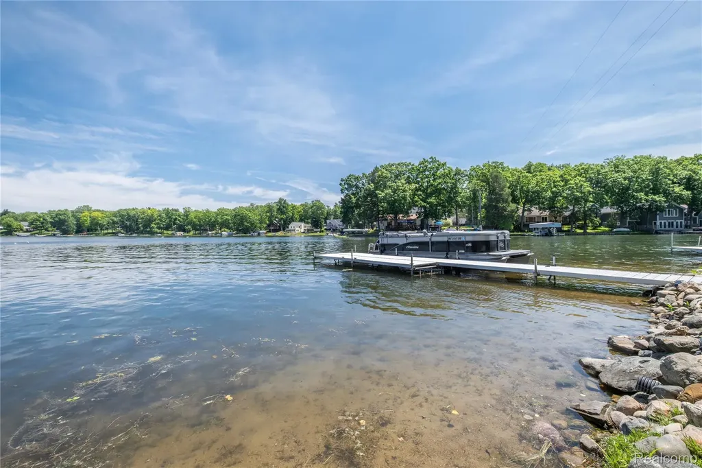 16161.5 Knobhill Drive Argentine Township MI 48451