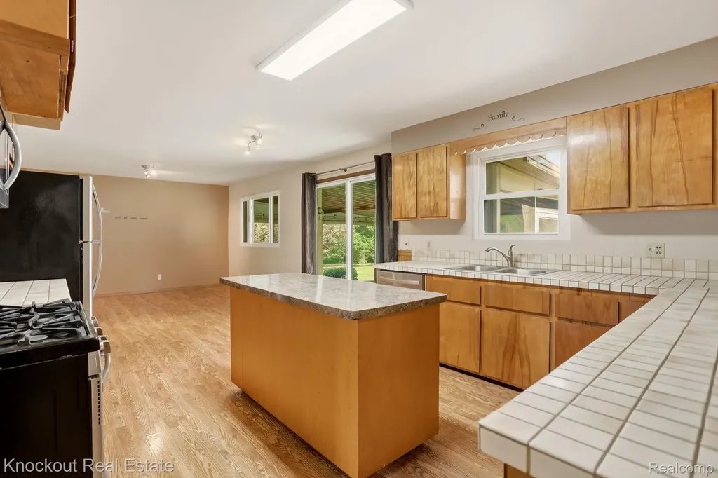 5992 Dubois Road Vassar Township MI 48768