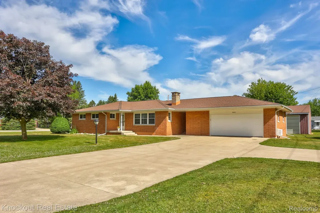 5992 Dubois Road Vassar Township MI 48768