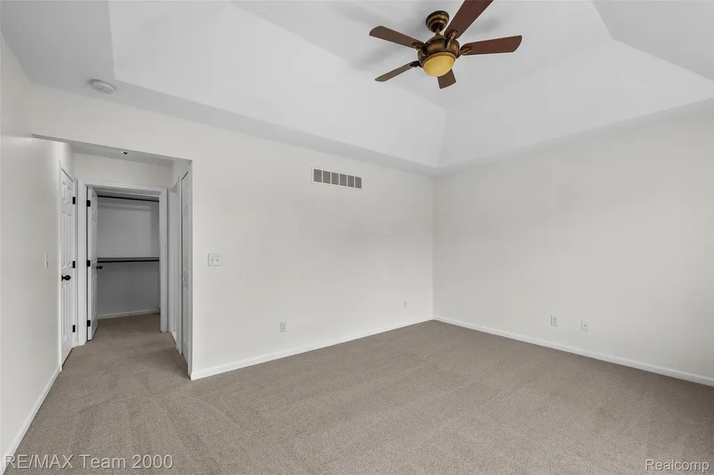 288 Red Mill Drive Inkster City MI 48141