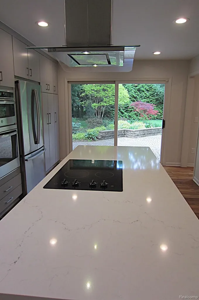 31115 Stafford Street Beverly Hills Village MI 48025
