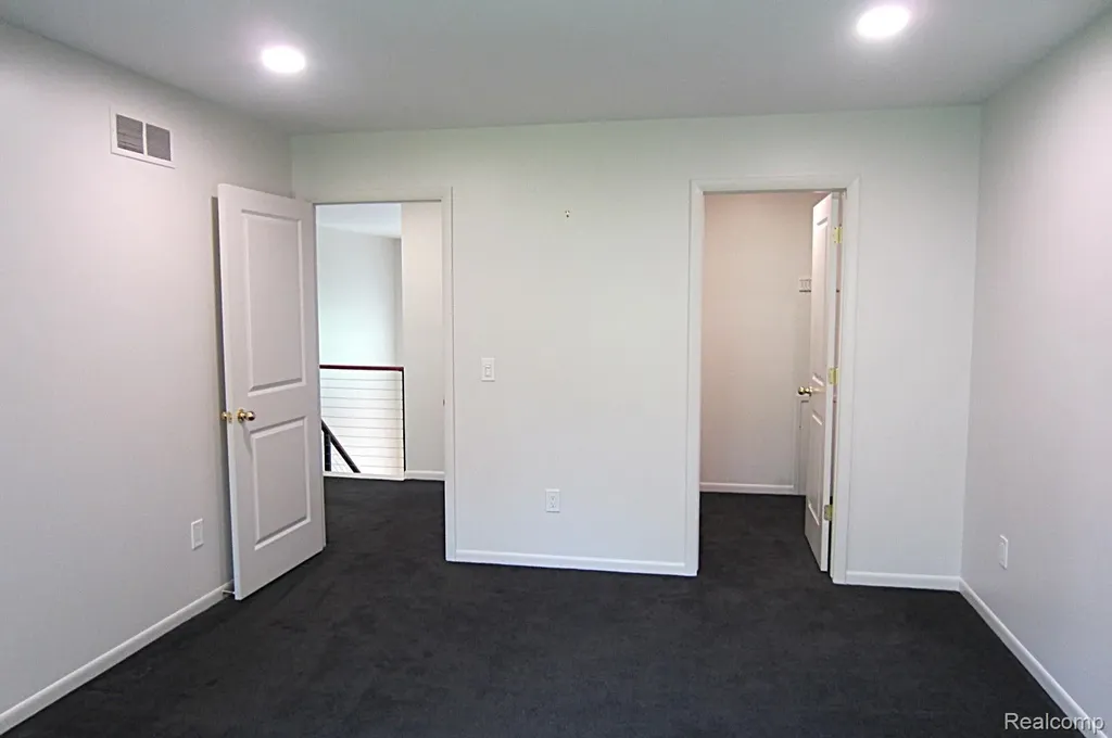 31115 Stafford Street Beverly Hills Village MI 48025