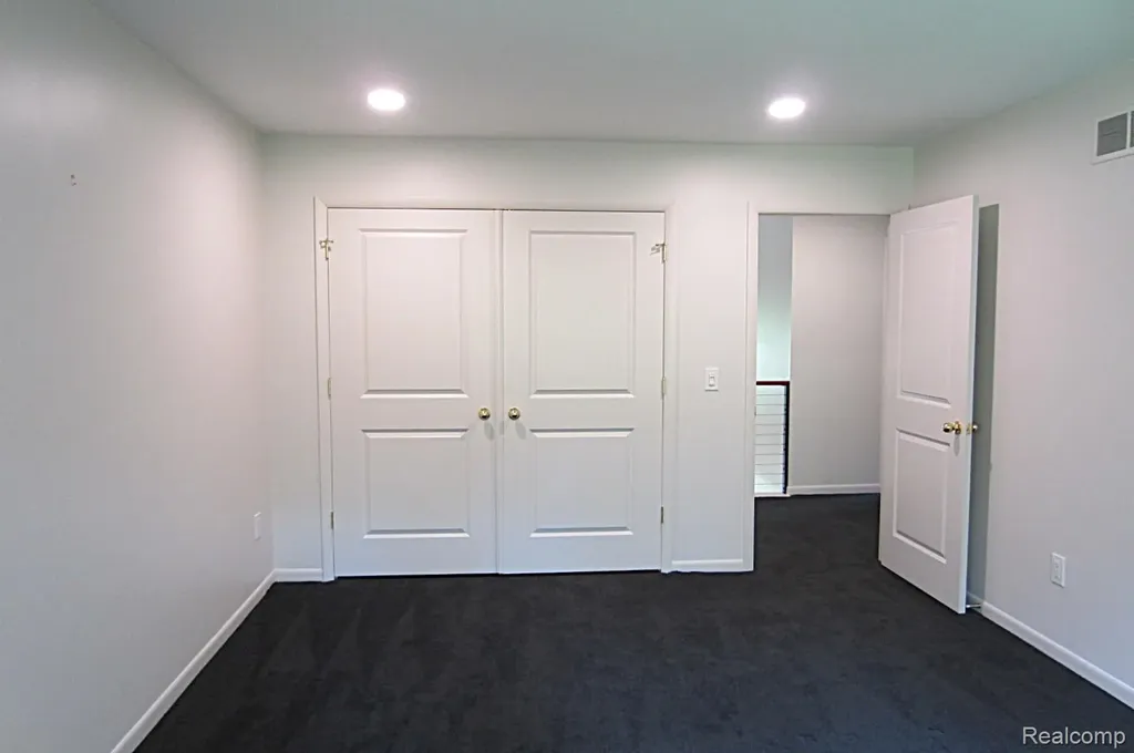 31115 Stafford Street Beverly Hills Village MI 48025