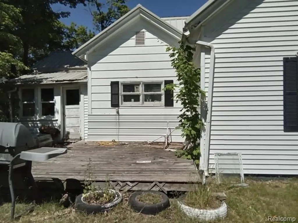 417 Chestnut Street Dowagiac City MI 49047