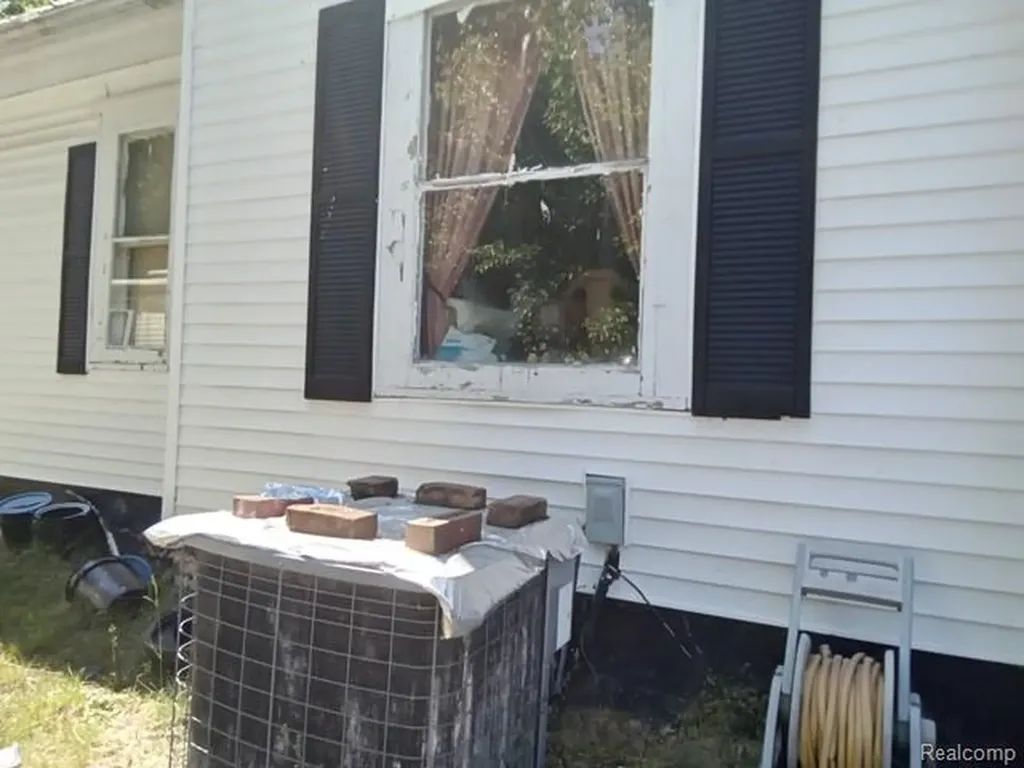 417 Chestnut Street Dowagiac City MI 49047