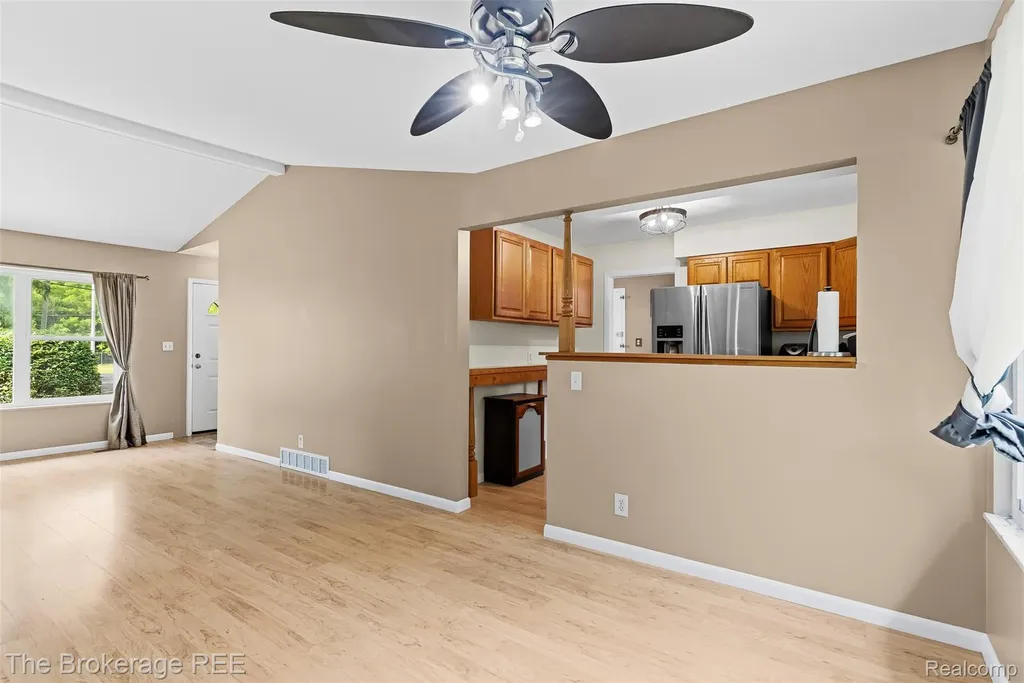 6509 Silver Lake Road Fenton Charter Township MI 48451