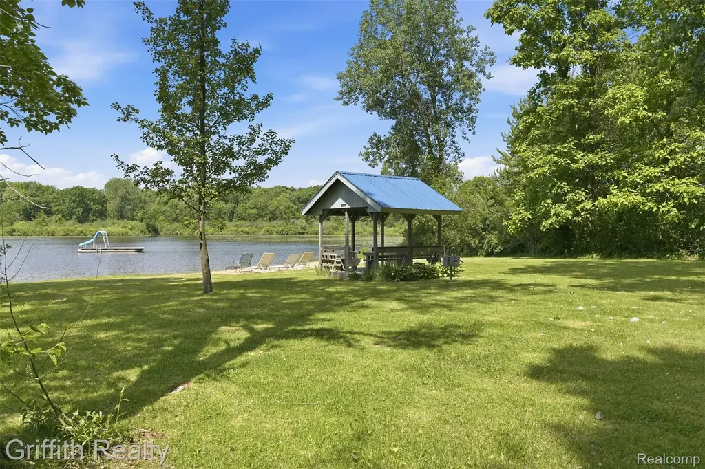 260 Ellsworth Lake Drive Lyndon Township MI 48137