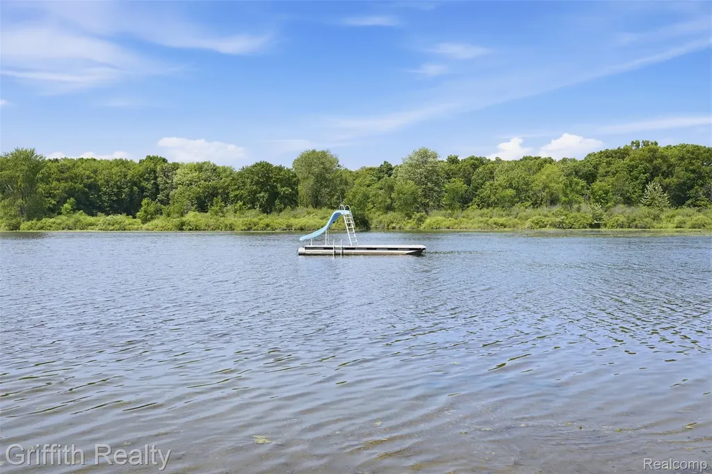 260 Ellsworth Lake Drive Lyndon Township MI 48137
