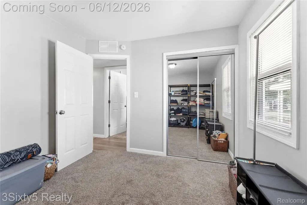 3223 S Stella Court Trenton City MI 48183