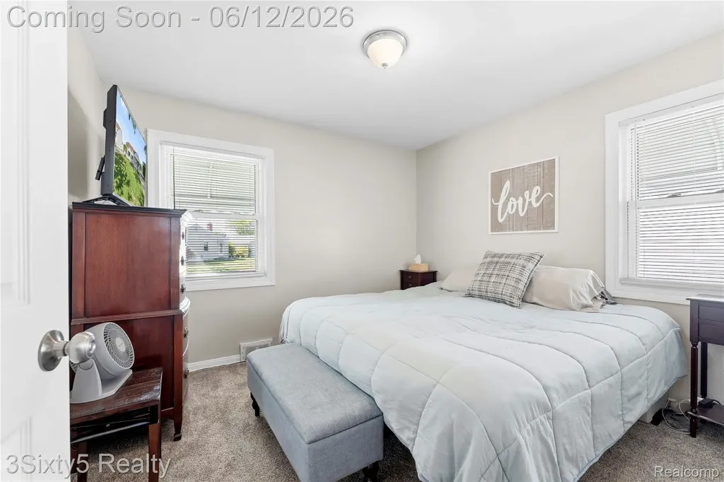 3223 S Stella Court Trenton City MI 48183