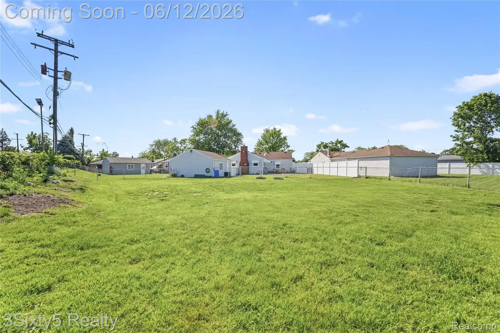 3223 S Stella Court Trenton City MI 48183